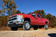 Load image into Gallery viewer, 1.5-2 Inch Leveling Kit | Chevy/GMC 2500HD/3500HD (11-19)